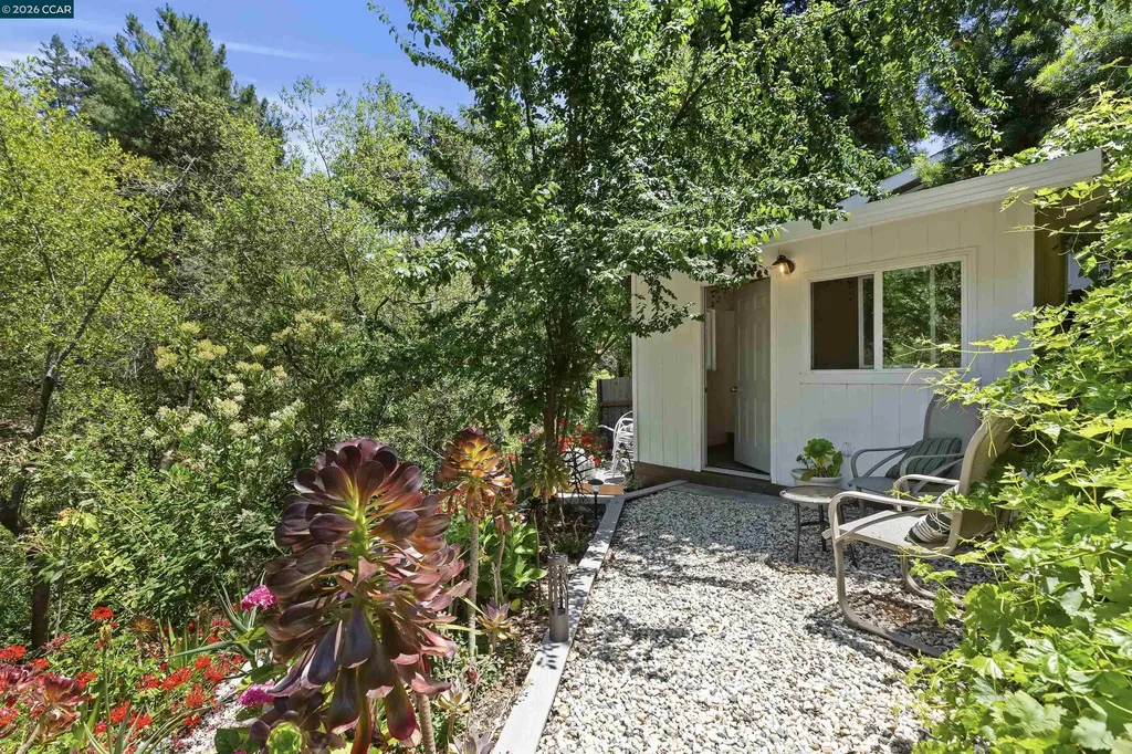 38 Saint Stephens Drive Orinda CA 94563