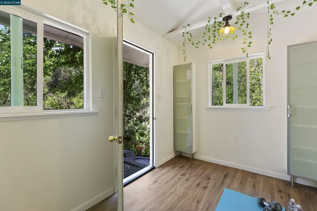 38 Saint Stephens Drive Orinda CA 94563