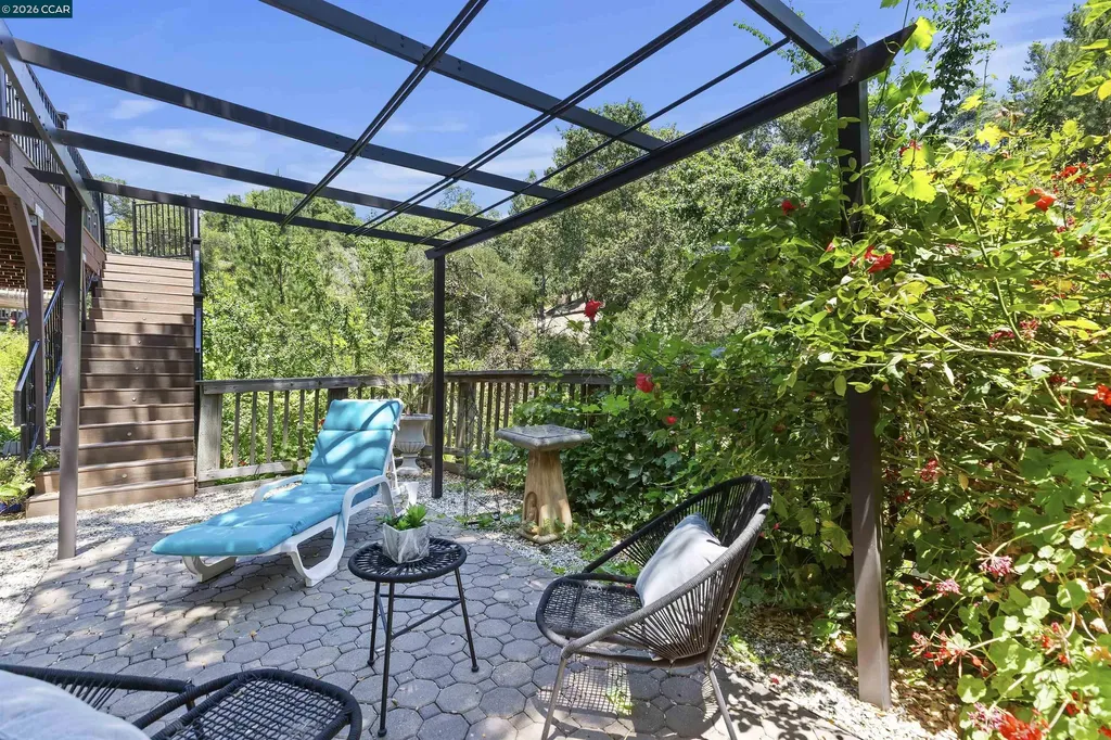 38 Saint Stephens Drive Orinda CA 94563
