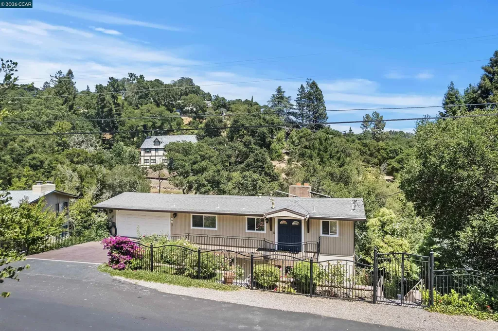 38 Saint Stephens Drive Orinda CA 94563