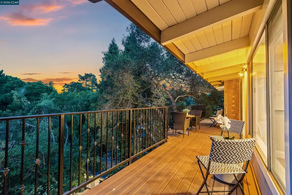 38 Saint Stephens Drive Orinda CA 94563