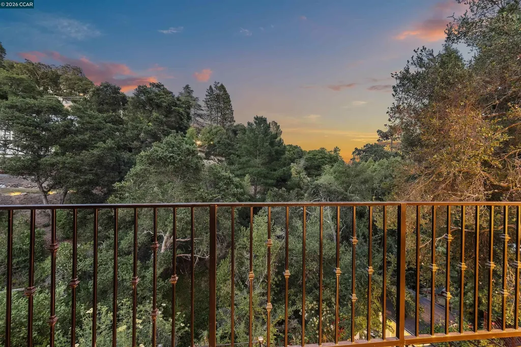 38 Saint Stephens Drive Orinda CA 94563