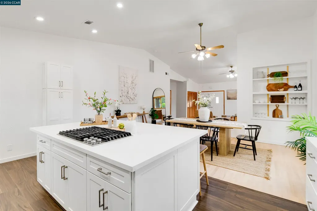 3882 Chestnut Avenue Concord CA 94519