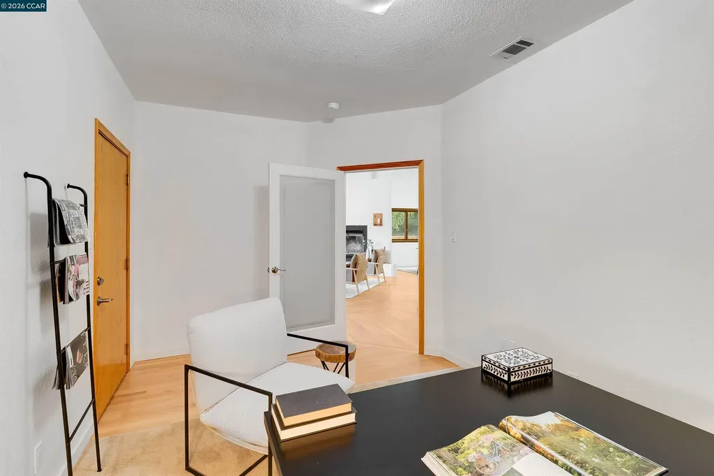 3882 Chestnut Avenue Concord CA 94519