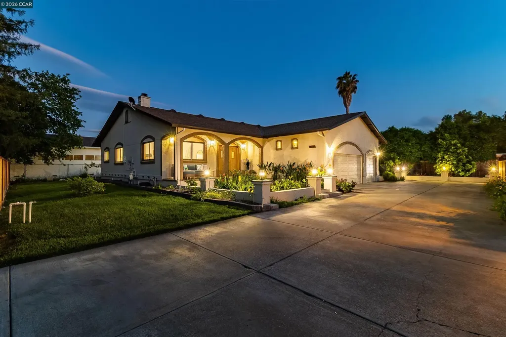 3882 Chestnut Avenue Concord CA 94519