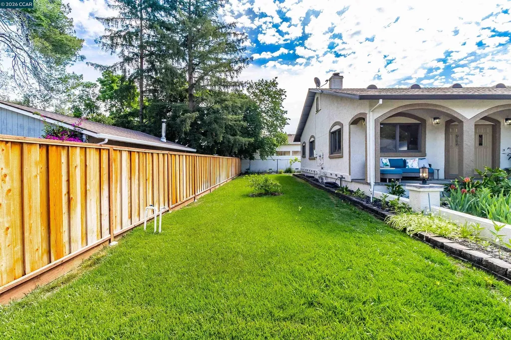 3882 Chestnut Avenue Concord CA 94519