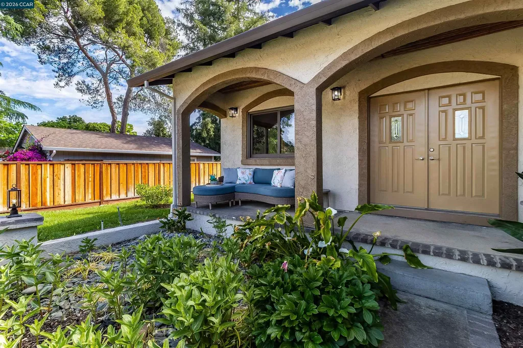 3882 Chestnut Avenue Concord CA 94519