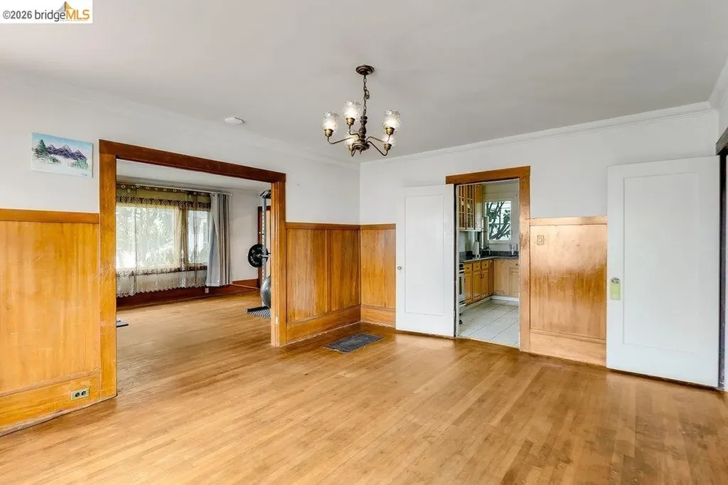 1415 Hampel Street Oakland CA 94602