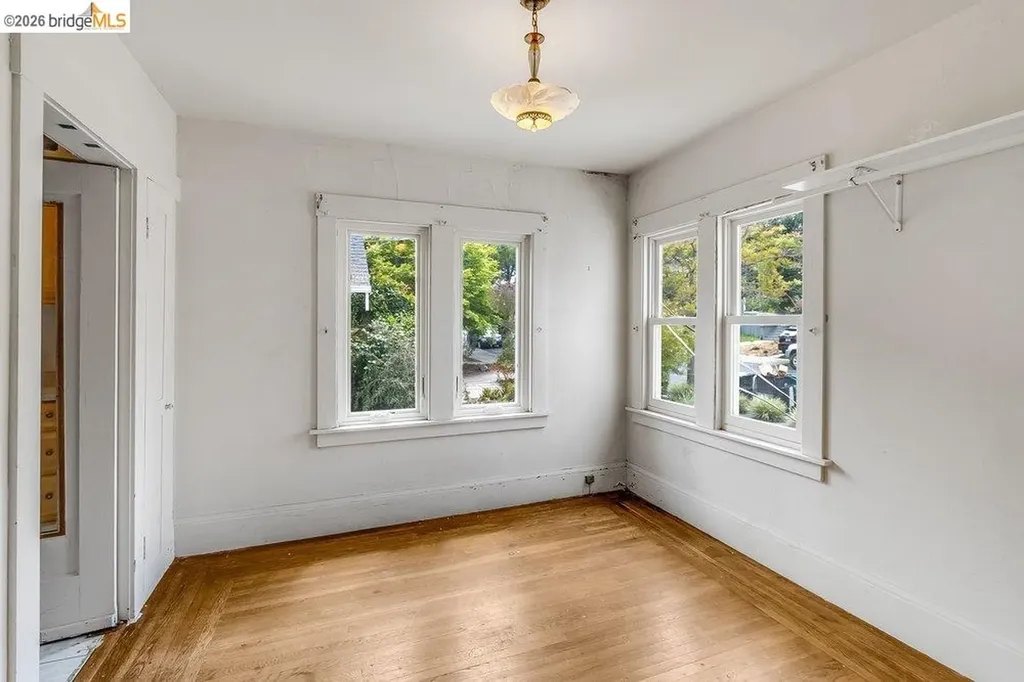 1415 Hampel Street Oakland CA 94602