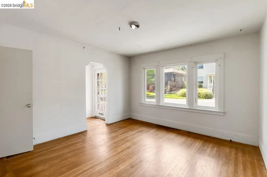 1415 Hampel Street Oakland CA 94602