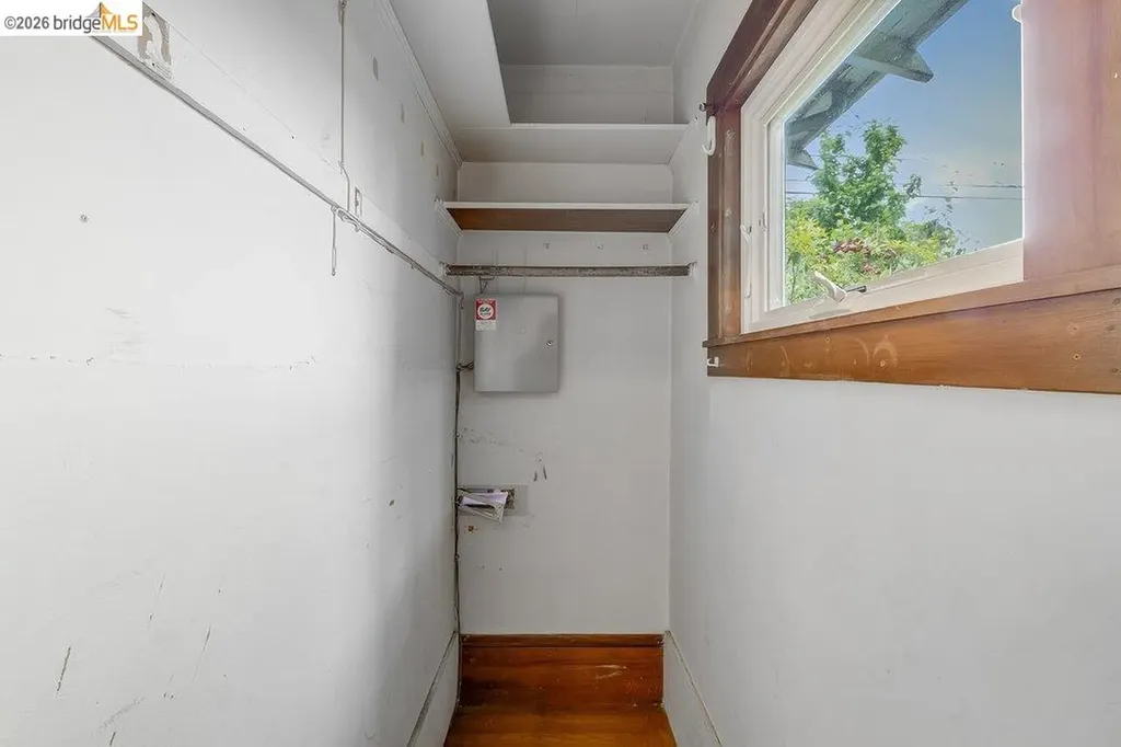 1415 Hampel Street Oakland CA 94602