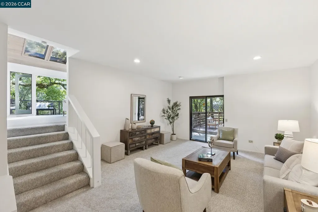 39 Saint Stephens Drive Orinda CA 94563