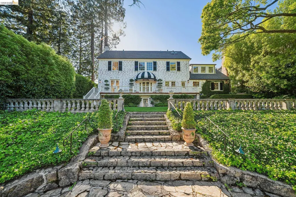 46 Sotelo Avenue Piedmont CA 94611