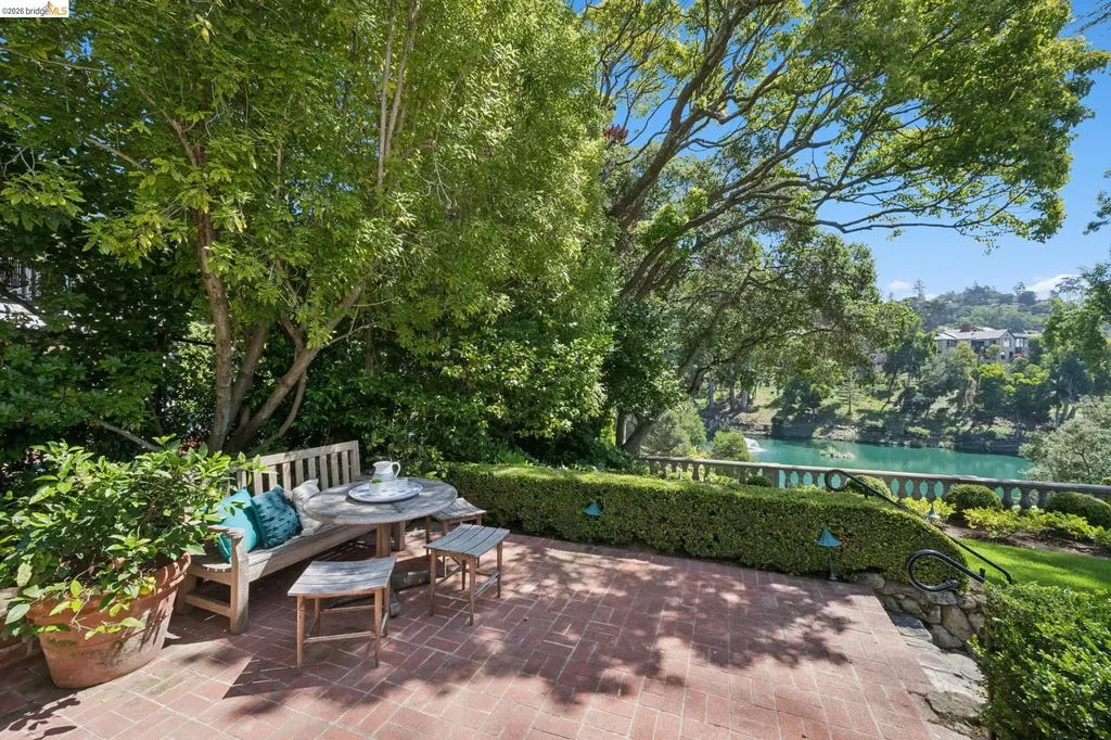 46 Sotelo Avenue Piedmont CA 94611