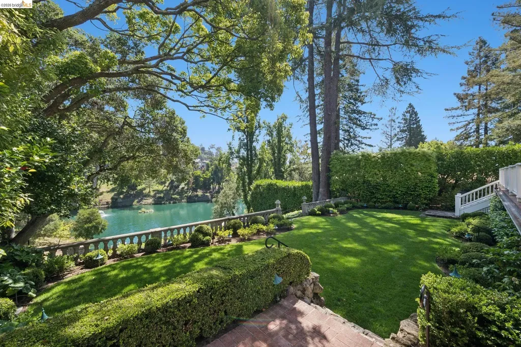 46 Sotelo Avenue Piedmont CA 94611