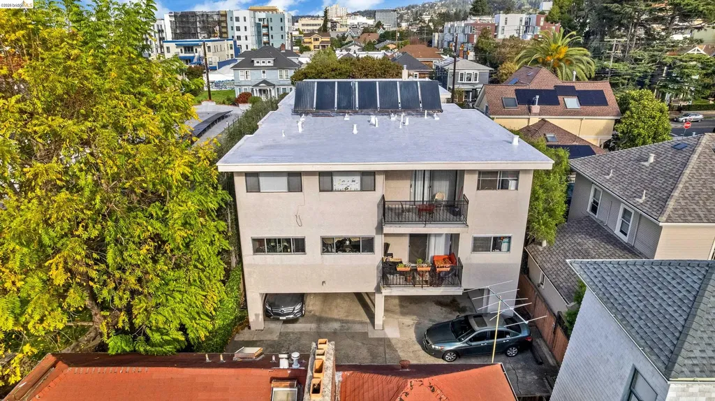 2172 Blake Street Berkeley CA 94704