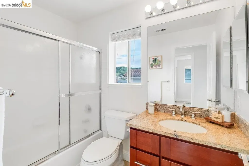 139 Farragut Street Hercules CA 94547