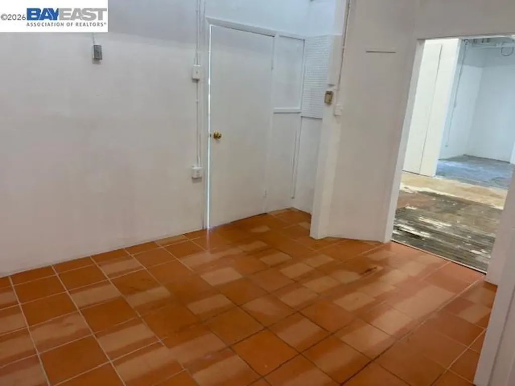 1122 Lincoln Avenue Alameda CA 94501