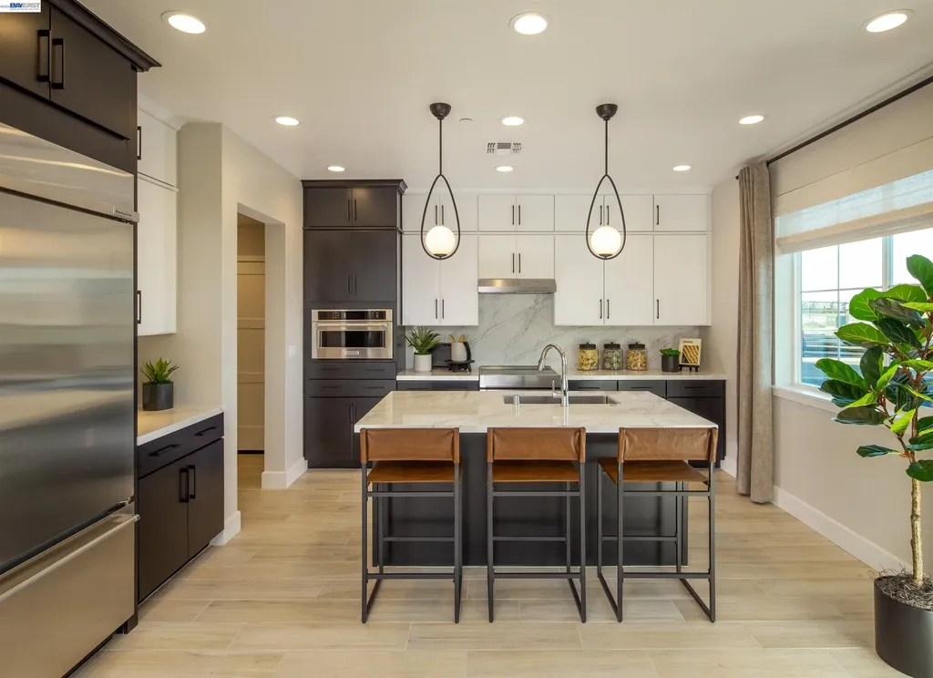 151 Compass Drive Napa CA 94558