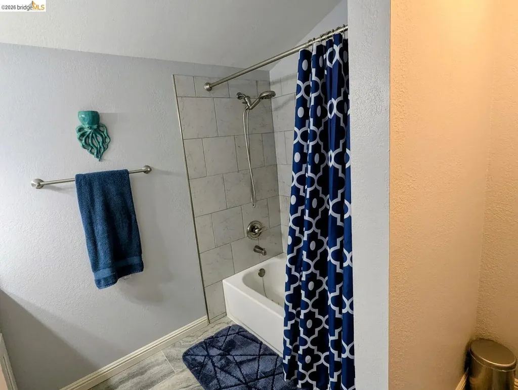 1892 London Drive Benicia CA 94510