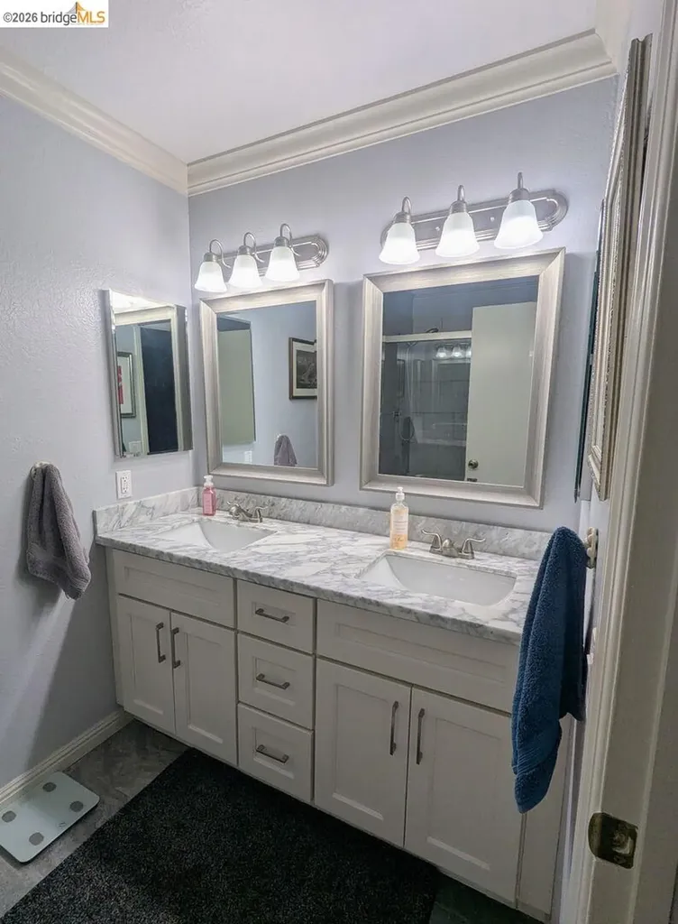 1892 London Drive Benicia CA 94510