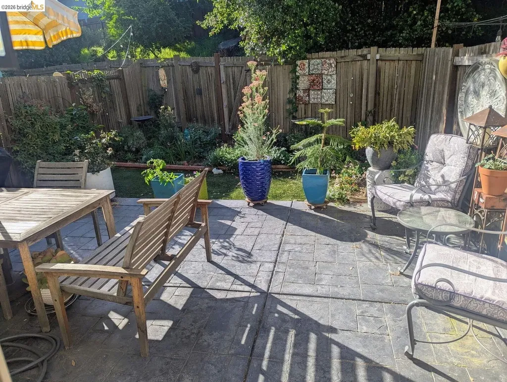 1892 London Drive Benicia CA 94510
