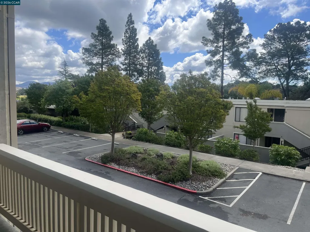 1832 Golden Rain Walnut Creek CA 94595