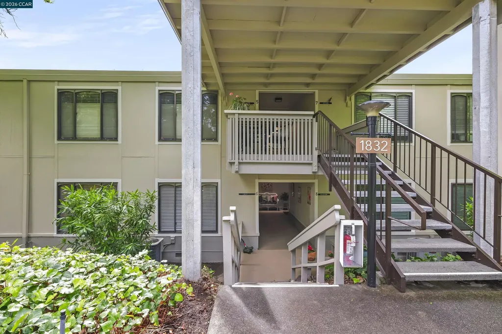 1832 Golden Rain Walnut Creek CA 94595