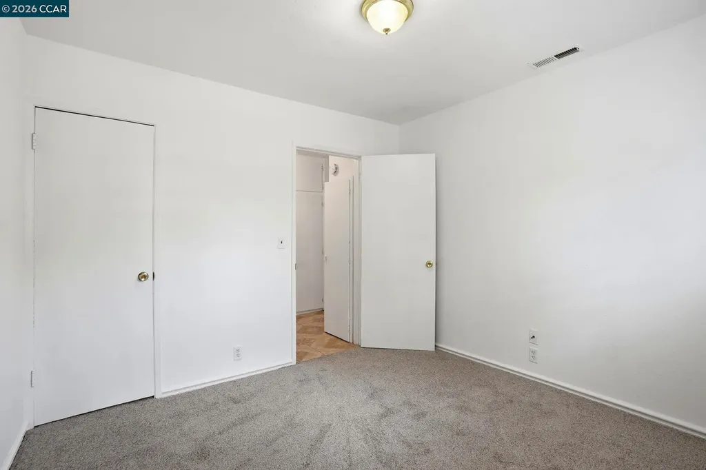 1370 Vine Avenue Martinez CA 94553