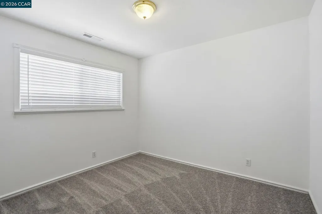 1370 Vine Avenue Martinez CA 94553