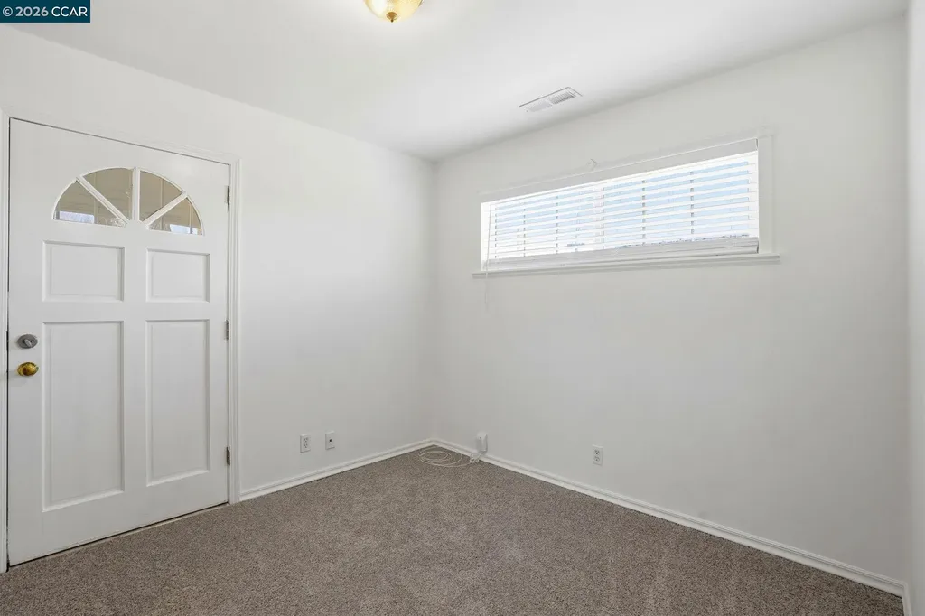 1370 Vine Avenue Martinez CA 94553