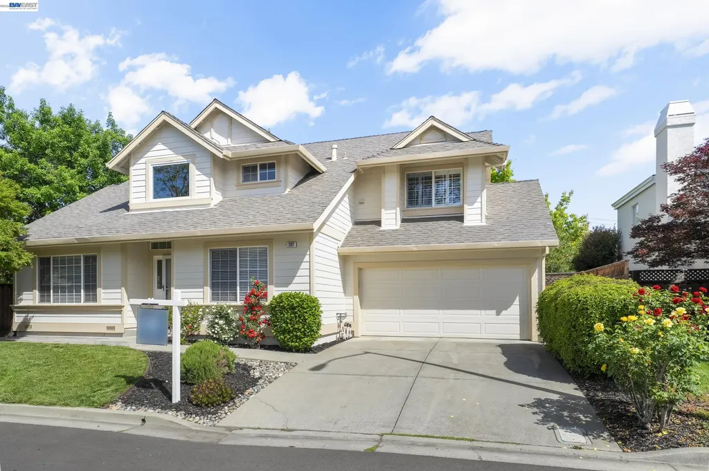 282 Del Valle Court Pleasanton CA 94566