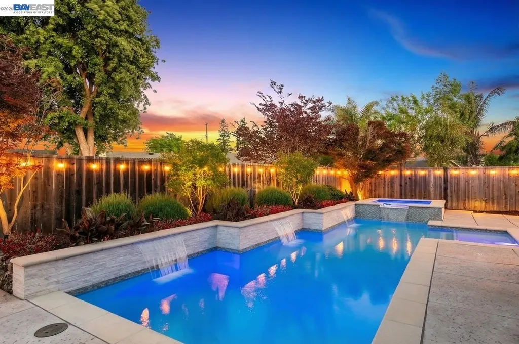 6857 Penn Drive Dublin CA 94568