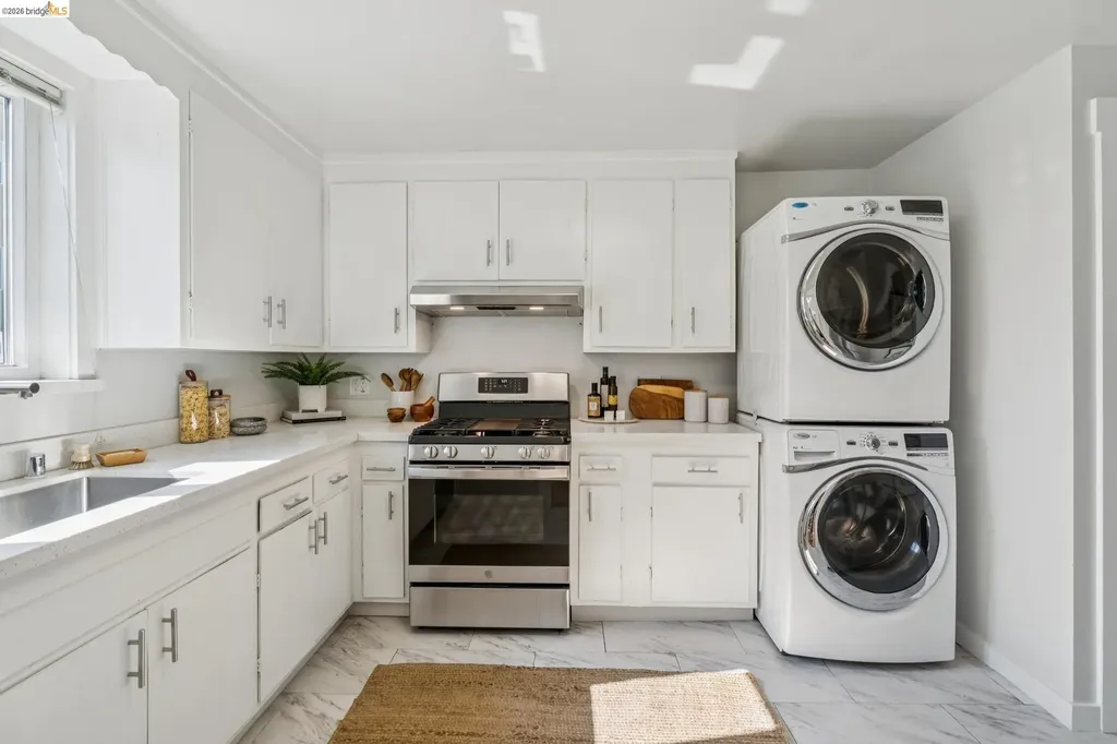 480 61st Street Oakland CA 94609