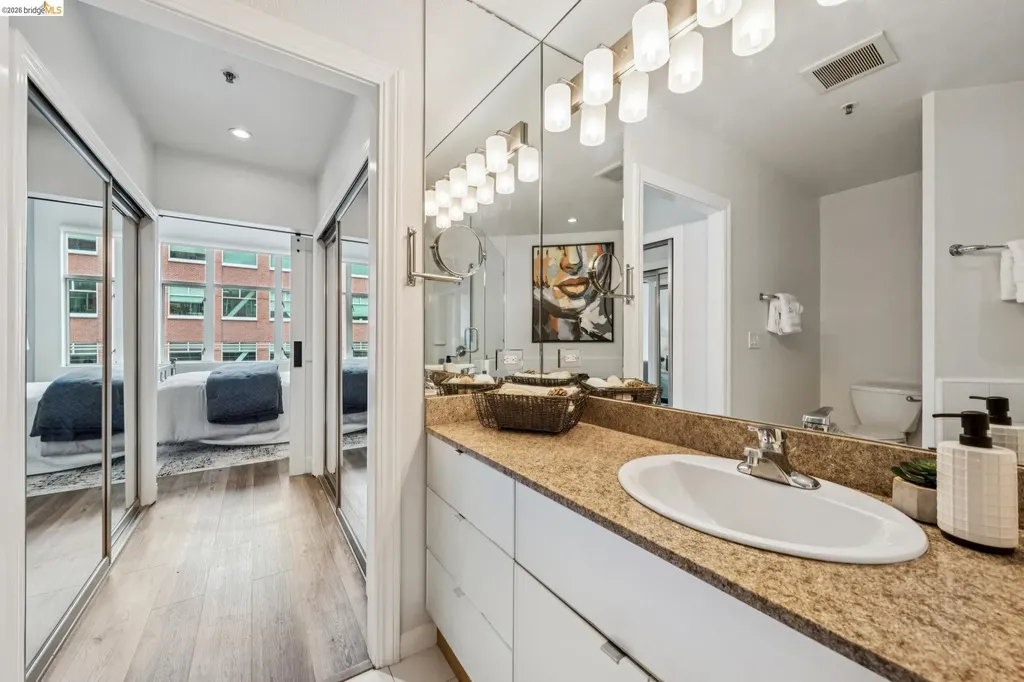 5855 Horton Street Emeryville CA 94608