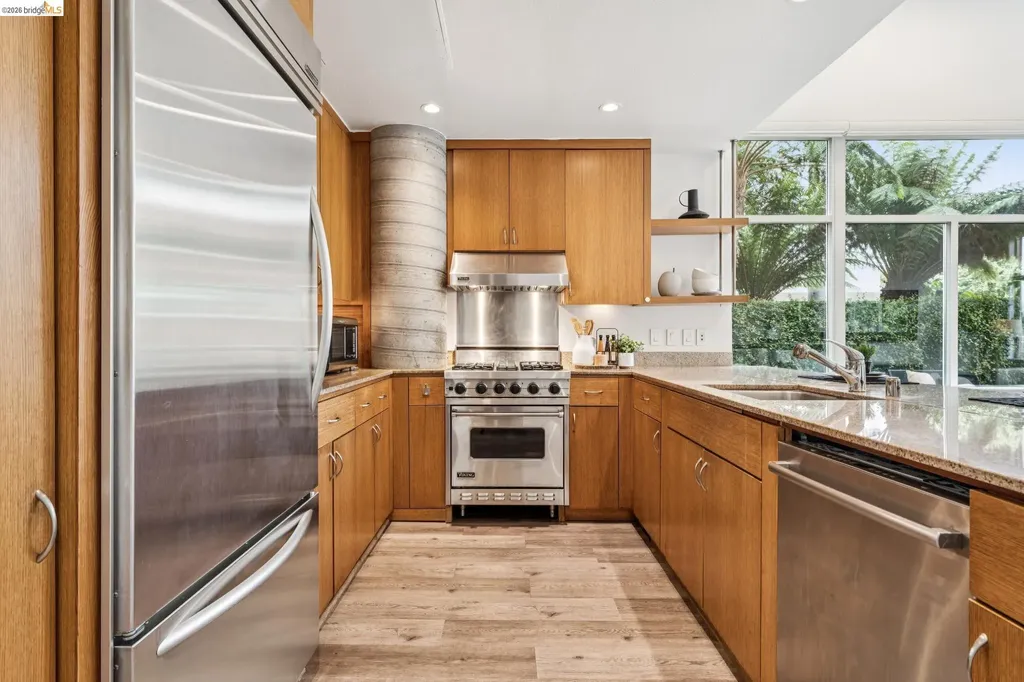5855 Horton Street Emeryville CA 94608
