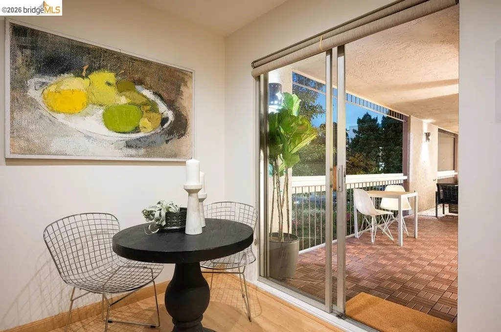 323 Monte Vista Avenue Oakland CA 94611