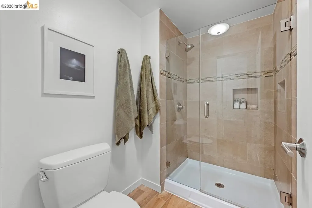 323 Monte Vista Avenue Oakland CA 94611