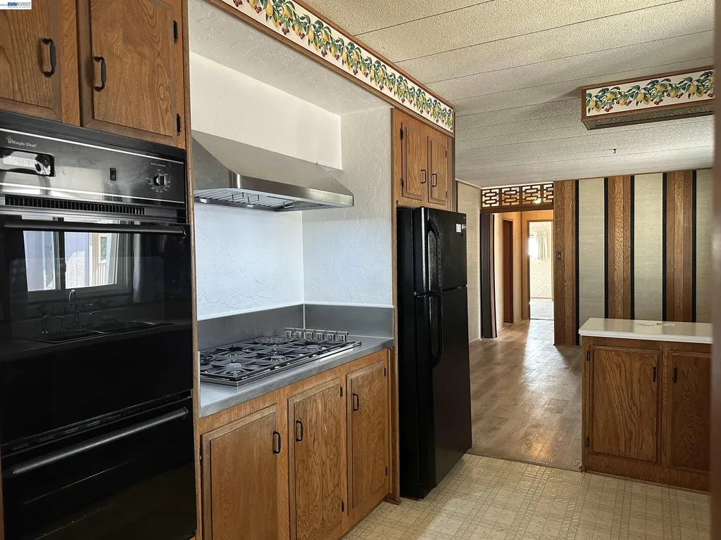 711 Old Canyon Road Fremont CA 94536