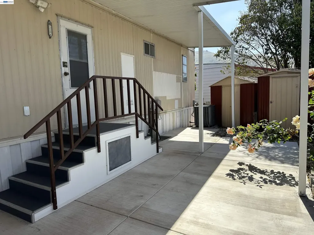 711 Old Canyon Road Fremont CA 94536