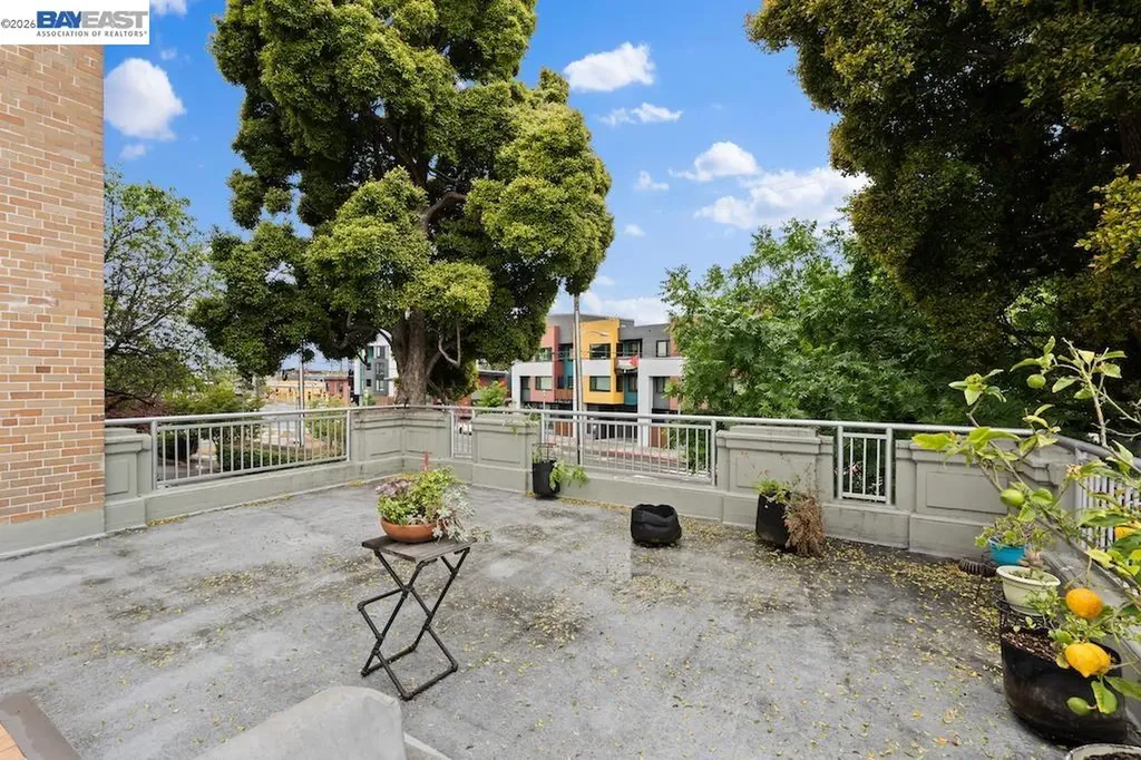 3240 Peralta Street Oakland CA 94608