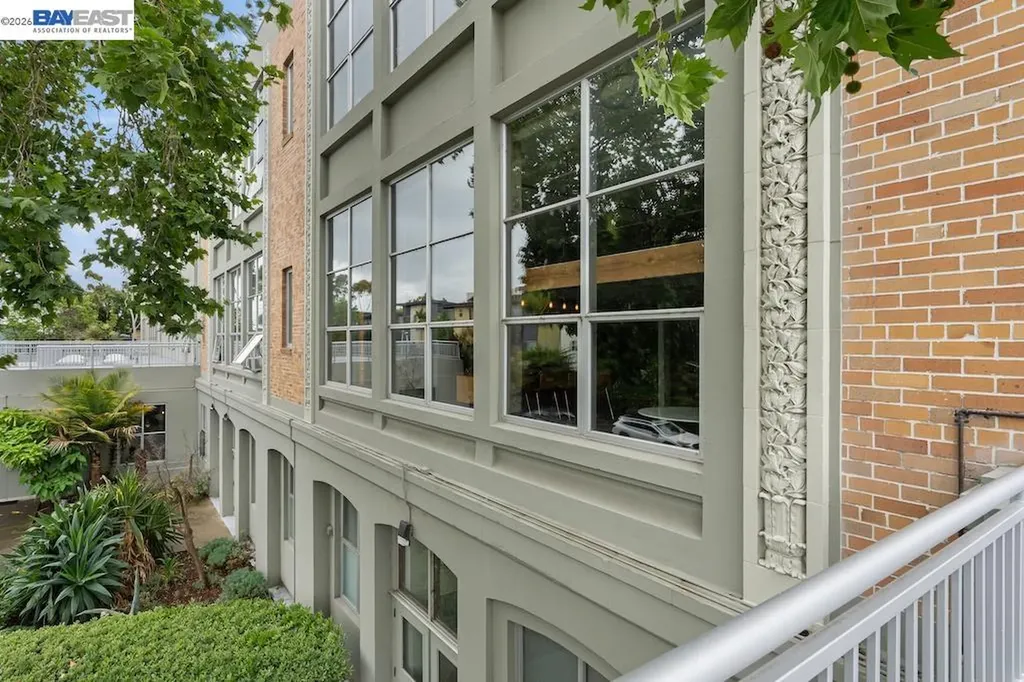 3240 Peralta Street Oakland CA 94608
