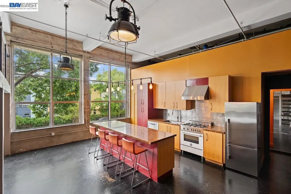3240 Peralta Street Oakland CA 94608