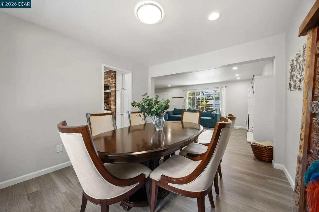 2537 Simas Avenue Pinole CA 94564