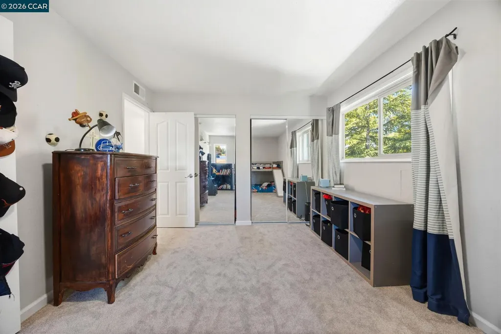 2537 Simas Avenue Pinole CA 94564