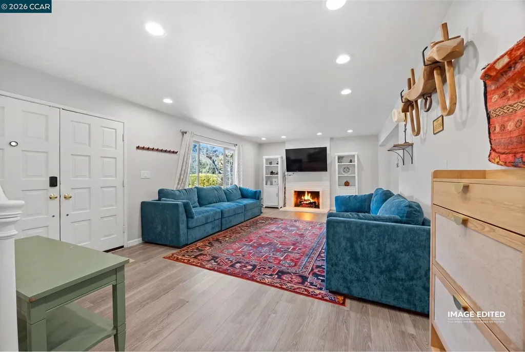 2537 Simas Avenue Pinole CA 94564