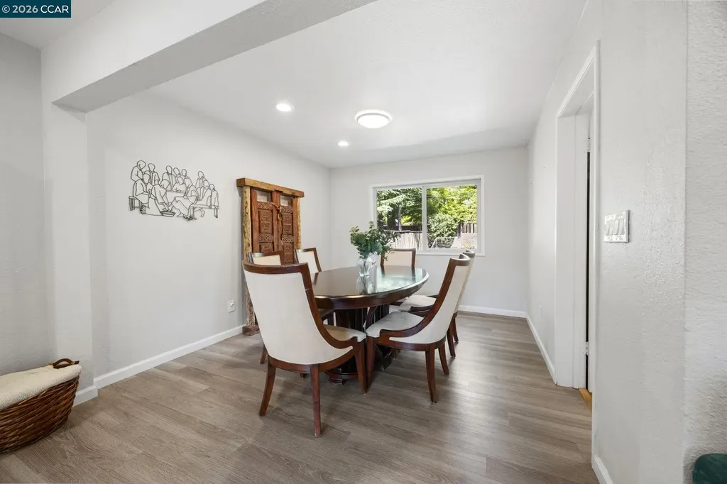 2537 Simas Avenue Pinole CA 94564