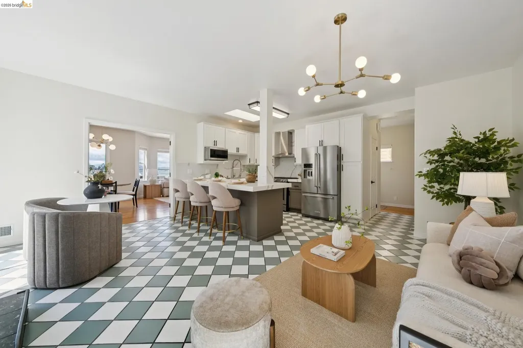 731 Gateview Avenue Albany CA 94706
