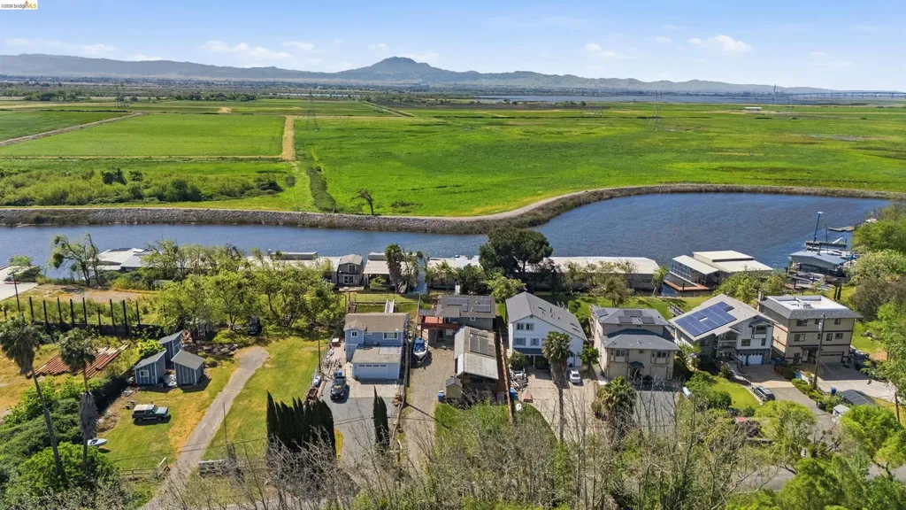 1922 Taylor Road Bethel Island CA 94511