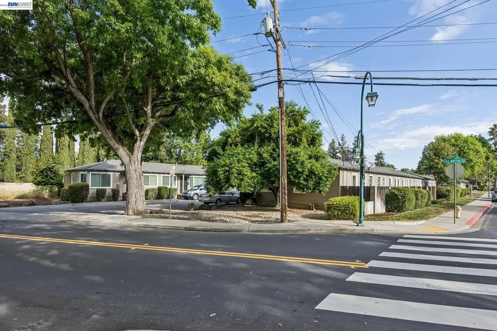 187 Old Bernal Avenue Pleasanton CA 94566